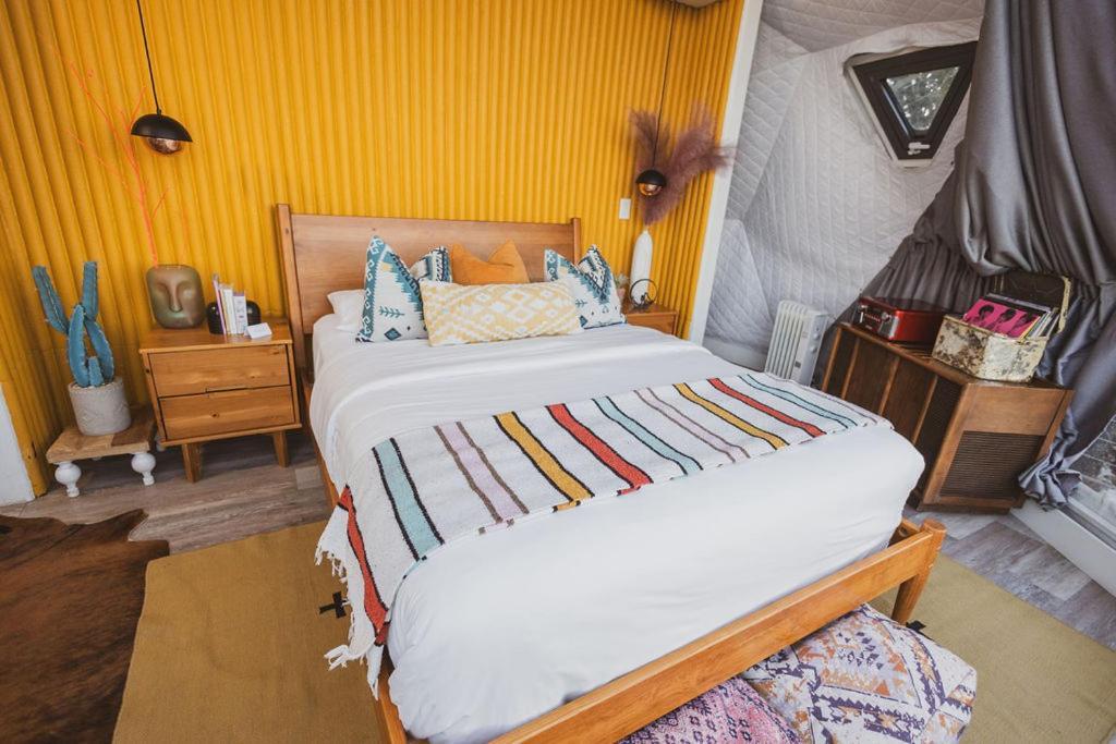 Zia Geo Dome At El Mistico Ranch, Glamping Nogal